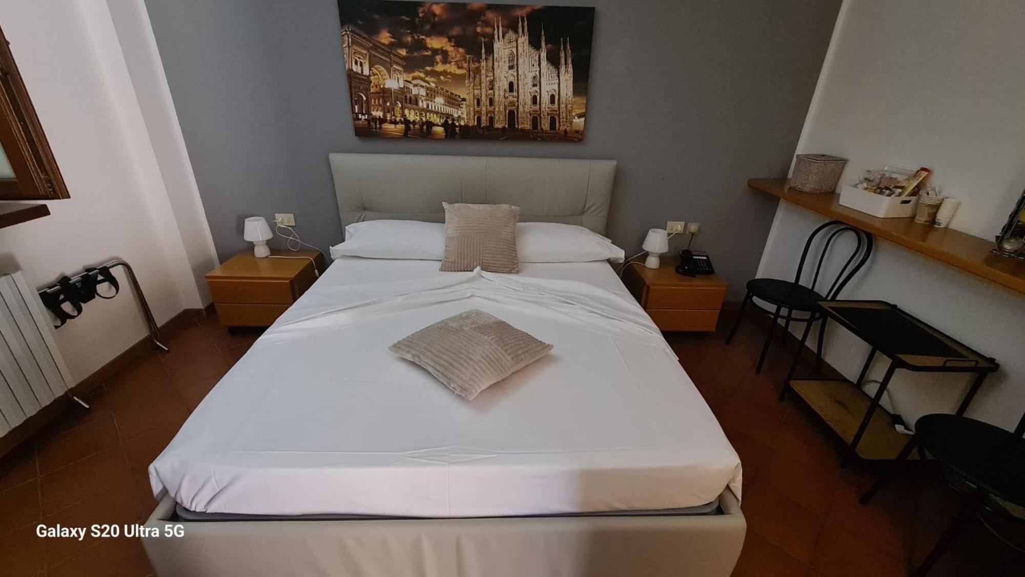 Albergo La Scaletta Cantù Exteriör bild