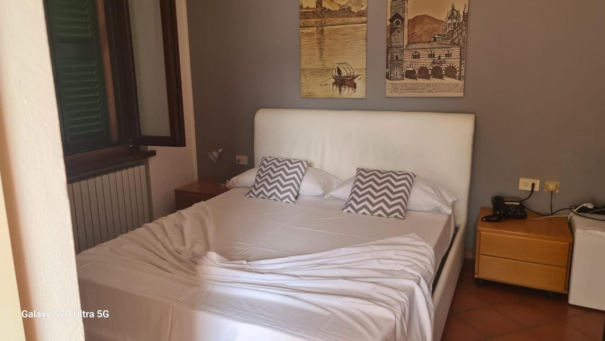 Albergo La Scaletta Cantù Exteriör bild